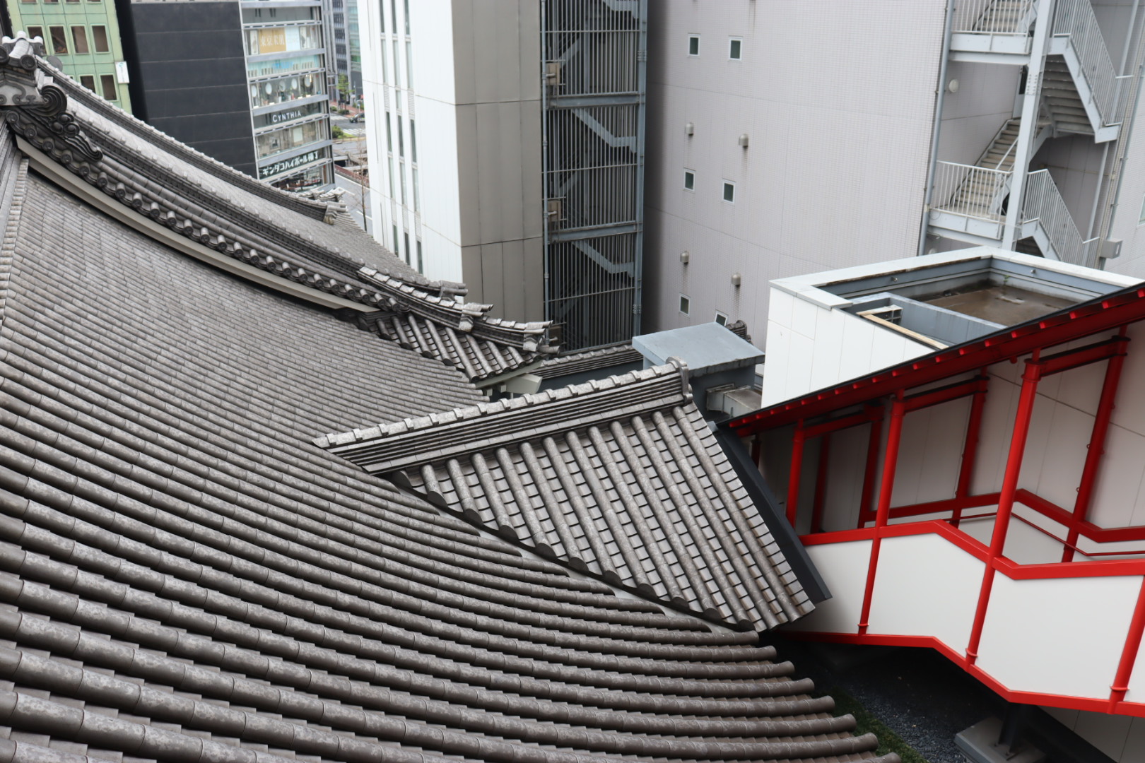 13：15　4階「一幕見席（ひとまくみせき）」に移動。いよいよ歌舞伎鑑賞へ