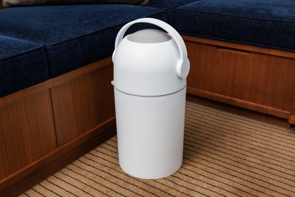 Diaper disposal pail